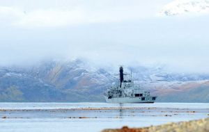 HMS Argyll anchored off Grytviken (Photo RN)