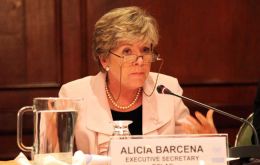 ECLAC Executive Secretary Bárcena said the current situation highlights problems of growth sustainability in most of the region