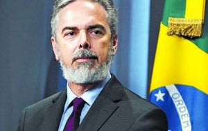 Foreign minister Patriota the target of an “unprecedented defeat of Brazilian diplomacy”