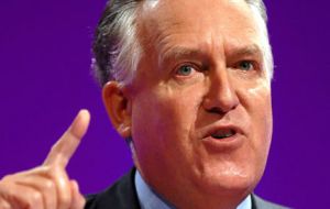Labour took distance from Peter Hain’s statements 