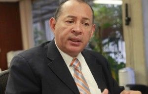 Eudomar Tovar is a former central bank vice president and head of state currency board