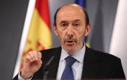 Perez Rubalcaba calls for caution, dialogue and controlling money laundering in Gibraltar   