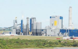 UPM/Botnia pulp mill wants to expand production from 1 to 1.3 million tons annually  