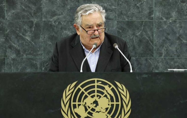 Humanity has sacrificed the old immaterial gods, while the temple is taken over by ‘God market’ claimed Mujica 