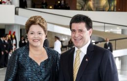 Dilma and Cartes meet at the Planalto