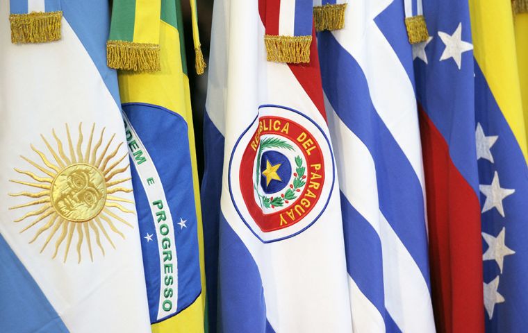 Mercosur members: Argentina, Brazil, Paraguay and Venezuela, in the list of countries mentioned in the IAPA negative report  