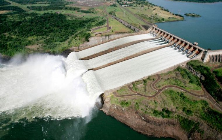 The almighty Itaipú dam will help end blackouts in Asunción with a new 500 KW transmission line