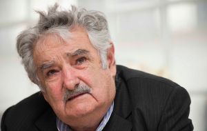 President Mujica prefers to wait for Cristina Fernandez full recovery before addressing the issue 