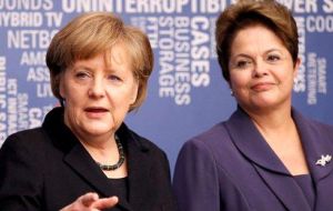 Merkel and Rousseff mobile phones allegedly had been monitored by US intelligence  