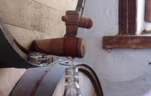 Chileans distilleries will not be deprived the right to export the liquor by the name pisco, a word which signifies “bird” in the Quechan language