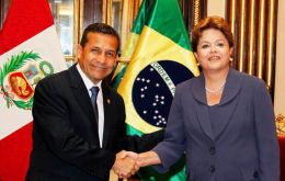  Humala and Rousseff  at Government House in Lima 