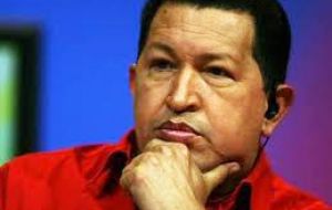 Chavez wanting to cut dollar dependency, had 70% of international reserves in gold, approximately 367 tons 