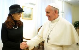 Cristina could never miss a photo with Pope Francis although she loathed Cardinal Bergoglio 