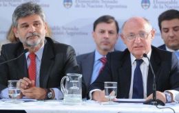 The release came from Foreign minister Hector Timerman ministry and Daniel Filmus  (L) new Malvinas issue Secretariat 