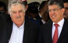 Minister Jaua met with President Mujica (L) and thanked him for his efforts and knowledge of the Venezuelan people 