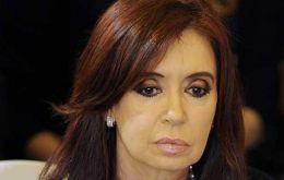 Cristina Fernandez again in a public opinion downfall 