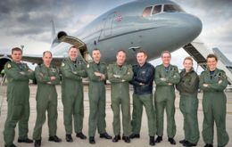 Squadron personnel with a 'Timmy' TriStar aircraft at RAF Brize Norton