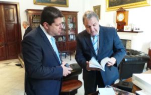 Chief minister Picardo with Maltese Parliament speaker Farrugia 