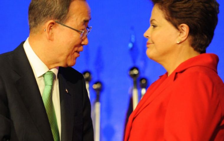 Dilma next to Ban Ki-moon and eleven other world leaders will be on Thursday at the opening ceremony