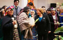 The Chilean president at Government House with leaders of indigenous communities 