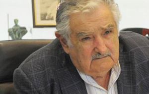“The fact is that we are small and our television rights are not worth much”,  pointed out Mujica.