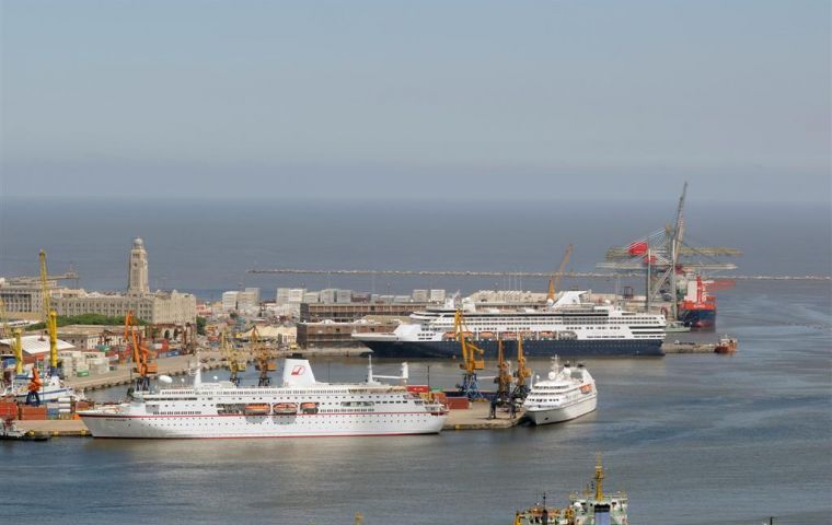 A busy day in the port of Montevideo with several cruise vessels