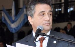 Luis Etchevehere, head of the powerful farmers' SRA accused the government of President Cristina Fernandez of being “ignorant and arrogant”.