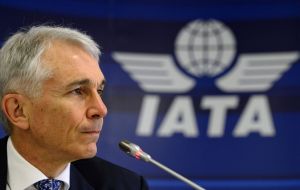 “Venezuela risks becoming disconnected from the global economy,” said Tony Tyler, IATA’s Director General and CEO.