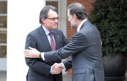 Mas and Spain' PM Rajoy met for over two hours but positions remain deadlocked 