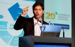 “The fall in prices is going to reduce the burden on the state’s fuel purchases from abroad,” Kicillof said on the sidelines of a business conference.