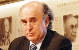 Parrilli, one of Cristina Fernandez most trusted aides was responsible for the message that the situation is 'normal' and will continue so