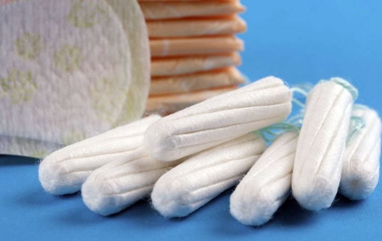 Most tampons come from Brazil but delays in authorizing imports have caused the inconvenient situation, particularly for beach goers