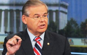 Senator Menendez as spokesperson for the Democrats also demanded a complete investigation and the continuation of Nisman's task