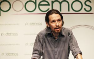 Political scientists Pablo Iglesias is the leader of the anti-established parties system, Podemos, very much aligned in the Syriza experience 