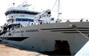 The Norwegian research vessel Dr. Fritdjof Nansen serves as a platform for a multidisciplinary team of scientists whose aim is to VMEs in SE Atlantic.