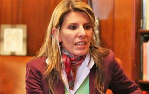 Sandra Arroyo Salgado, a plaintiff in the investigation into the death of Nisman, her ex-husband, has appointed two investigators for the ongoing probe.