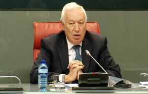 García-Margallo repeated Spain’s concerns about taxation, the environment and tobacco smuggling, which he said remained a problem.