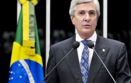 Leaders of the Senate Renan Calheiros and Lower House Eduardo Cunha are in the 54-name list. So is former president Collor and currently a Senator (photo)