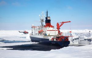 The Polarstern expedition, TRANSSIZ, was initiated by the ART (Arctic in Rapid Transition) network and includes 53 researchers from 11 countries 