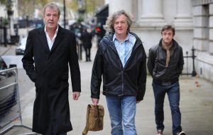 The Top Gear production team fled Argentina following protests over the use of the registration number H982 FKL.
