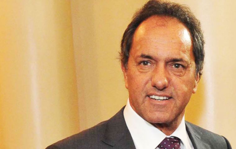 On making the announcement Scioli confirmed he made the choice after talking with President Cristina Fernández and proposing the official as running mate.