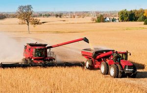 Argentina announced that this agriculture year it will reach a record harvest of 116 million tons with soybeans making over half of the total  