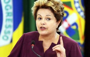 “I'm not going to fall. No, I'm not. It's a political struggle. People fall when they're ready to fall and I'm not. There's no reason for it” Dilma said