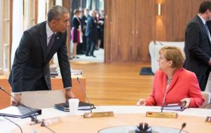 Obama and Merkel noted that “their economic teams are monitoring the situation in Greece and remain in close contact” said spokesperson Earnest