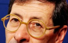 Currently on leave from Berkeley to serve on President Obama's Council of Economic Advisers, Obstfeld will take over from retiring Olivier Blanchard