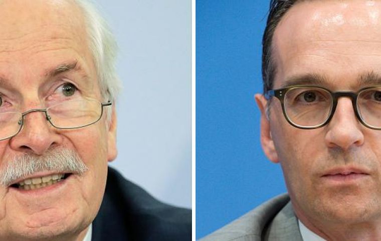 Justice minister Heiko Maas (R) said he no longer had confidence in top prosecutor Harald Range, dismissing his statements as “incomprehensible”. (Pic dpa)