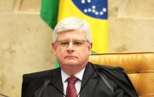 The association of federal prosecutors voted on Wednesday to propose Rodrigo Janot's name to president Rousseff for another term as prosecutor-general.