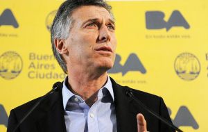 With governor Scioli away in Italy, Macri moved in to offer help, shelter and food to those displaced by the floods