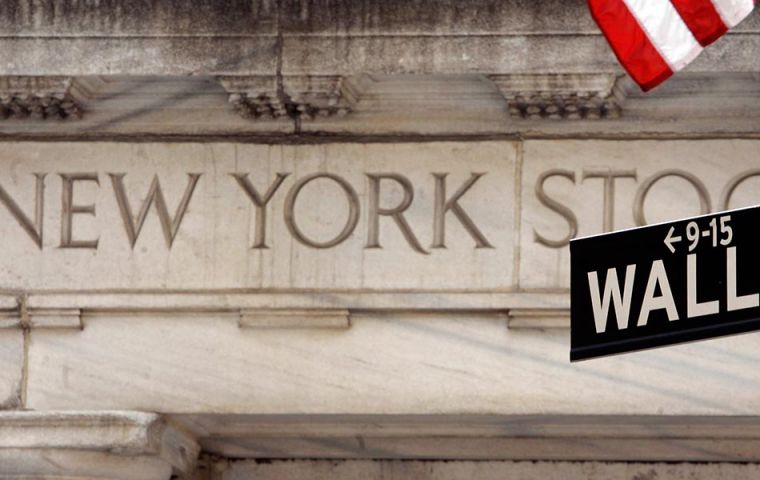 The S&P slumped 5.8% for the week, its biggest weekly percentage decline since September 2011.