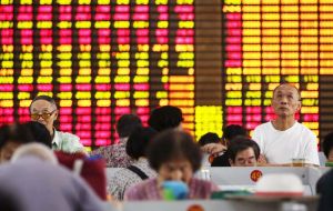 The main Shanghai Composite index closed down 7.6% at 2,964.97 points. Japan also saw more sharp falls and Tokyo's Nikkei index was 4% lower. 